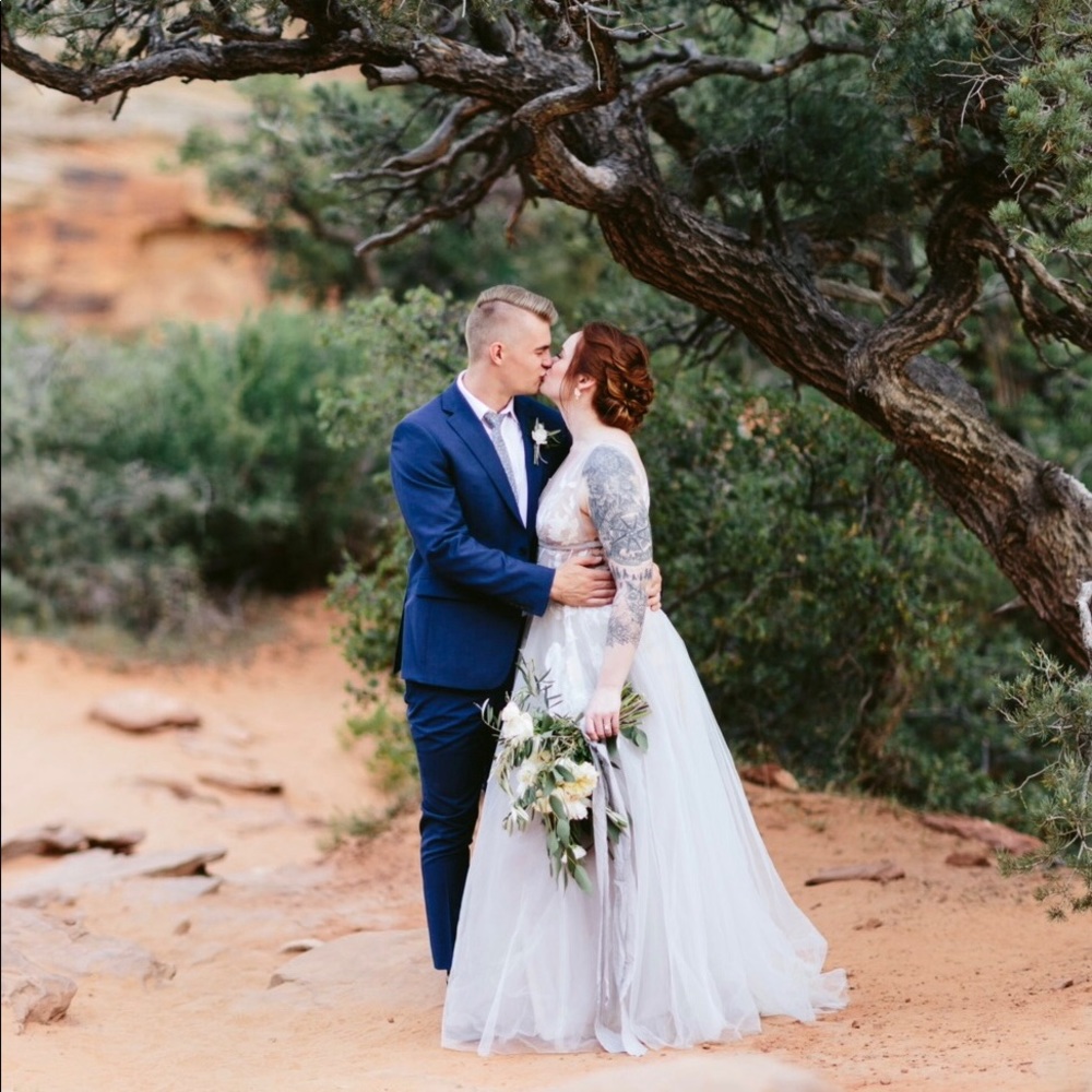 Meet your Posher, Taylor